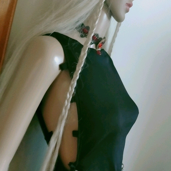 Meet your Posher, Tina - Picture 4 of 4